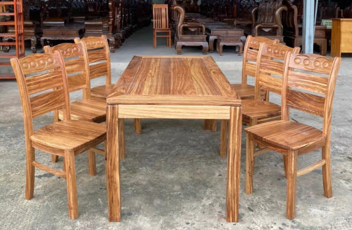 Bàn Ăn Gỗ 4 Người – Lựa Chọn Hoàn Hảo Cho Gia Đình 21 Bàn Ăn Gỗ 4 Người