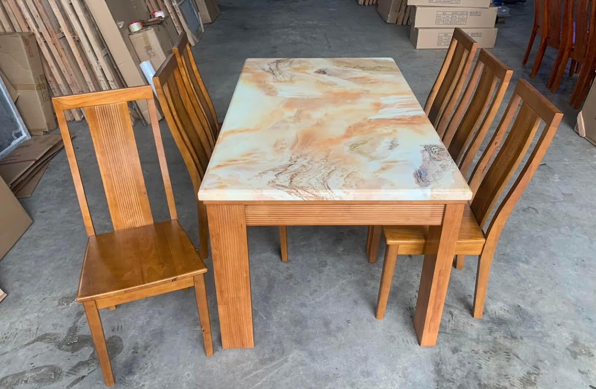 Bàn Ăn Gỗ Giá Rẻ TPHCM – Lựa Chọn Tiết Kiệm Cho Mọi Gia Đình 12 Bàn Ăn Gỗ Giá Rẻ TPHCM