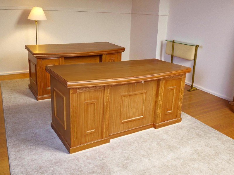 Bàn làm việc ở TPHCM