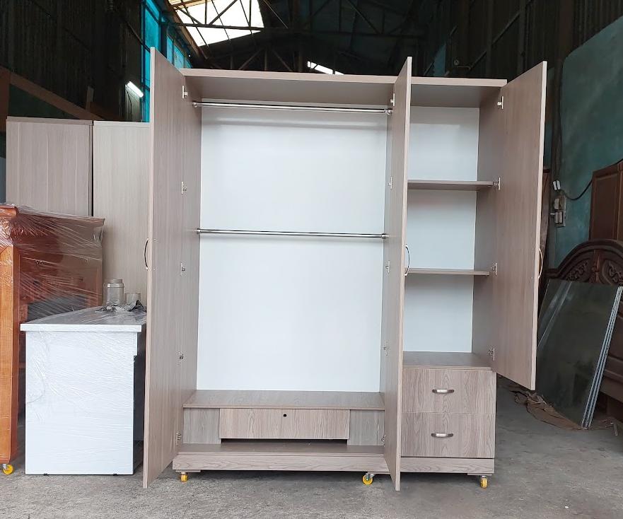 Giá Tủ Quần Áo MDF Lõi Xanh