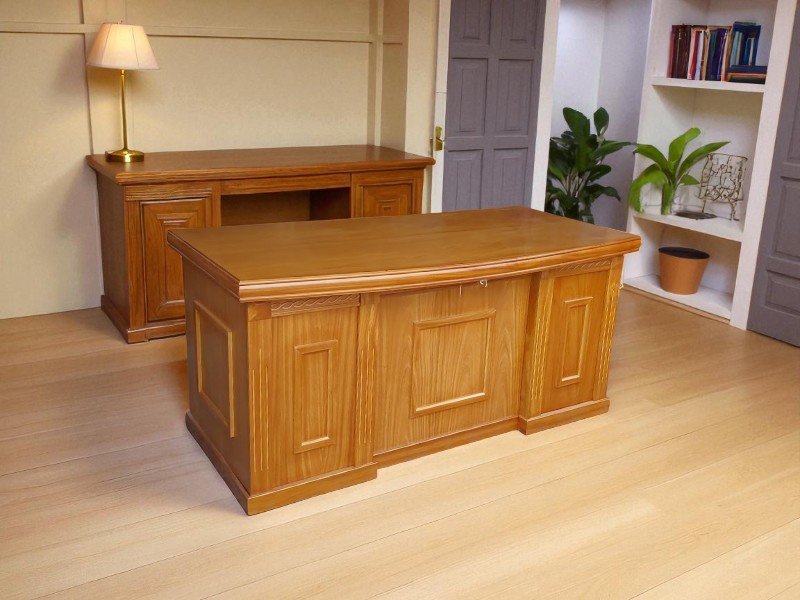 Giá bàn làm việc gỗ công nghiệp bao nhiêu? Mẫu đẹp 2025 24 Giá bàn làm việc gỗ công nghiệp bao nhiêu