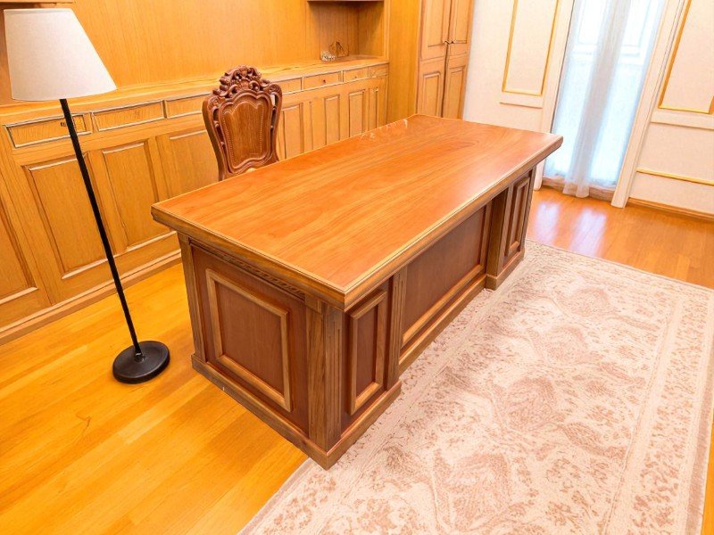 Mua bàn làm việc giá rẻ gần đây