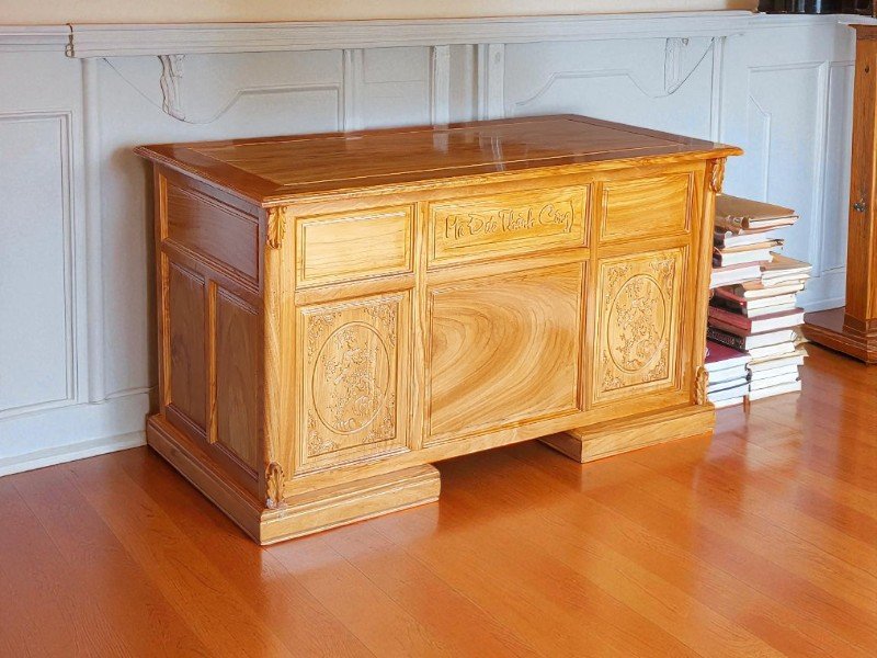 Mua Bàn Làm Việc Giám Đốc Giá Rẻ TPHCM 4 Mua bàn làm việc giám đốc giá rẻ TPHCM