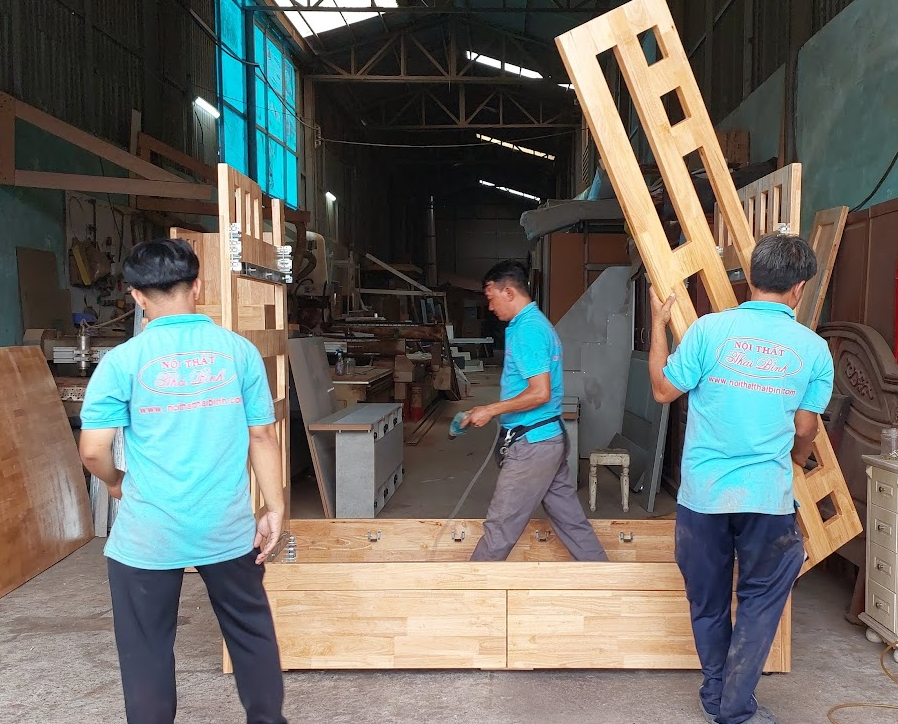 Làm giường tầng