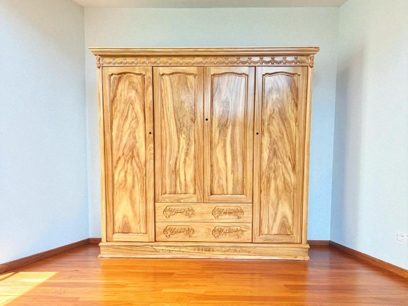 Tủ quần áo gỗ tự nhiên giá bao nhiêu?