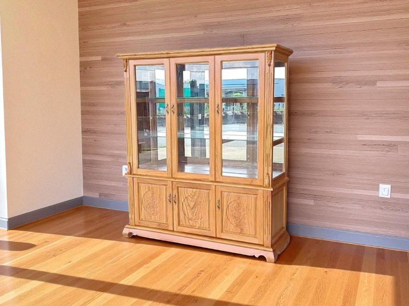 Tủ rượu gỗ tự nhiên