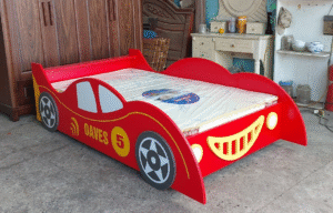 Giường ngủ ô tô cho bé trai