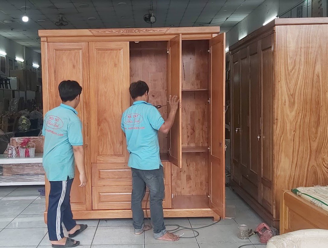 Tủ quần áo gỗ