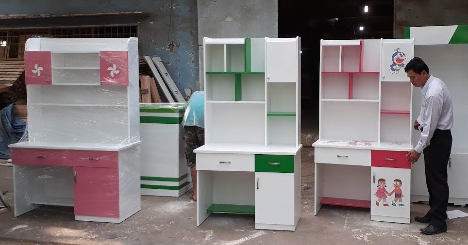bàn học cho bé gỗ tự nhiên