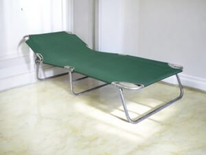 Giường gấp gọn