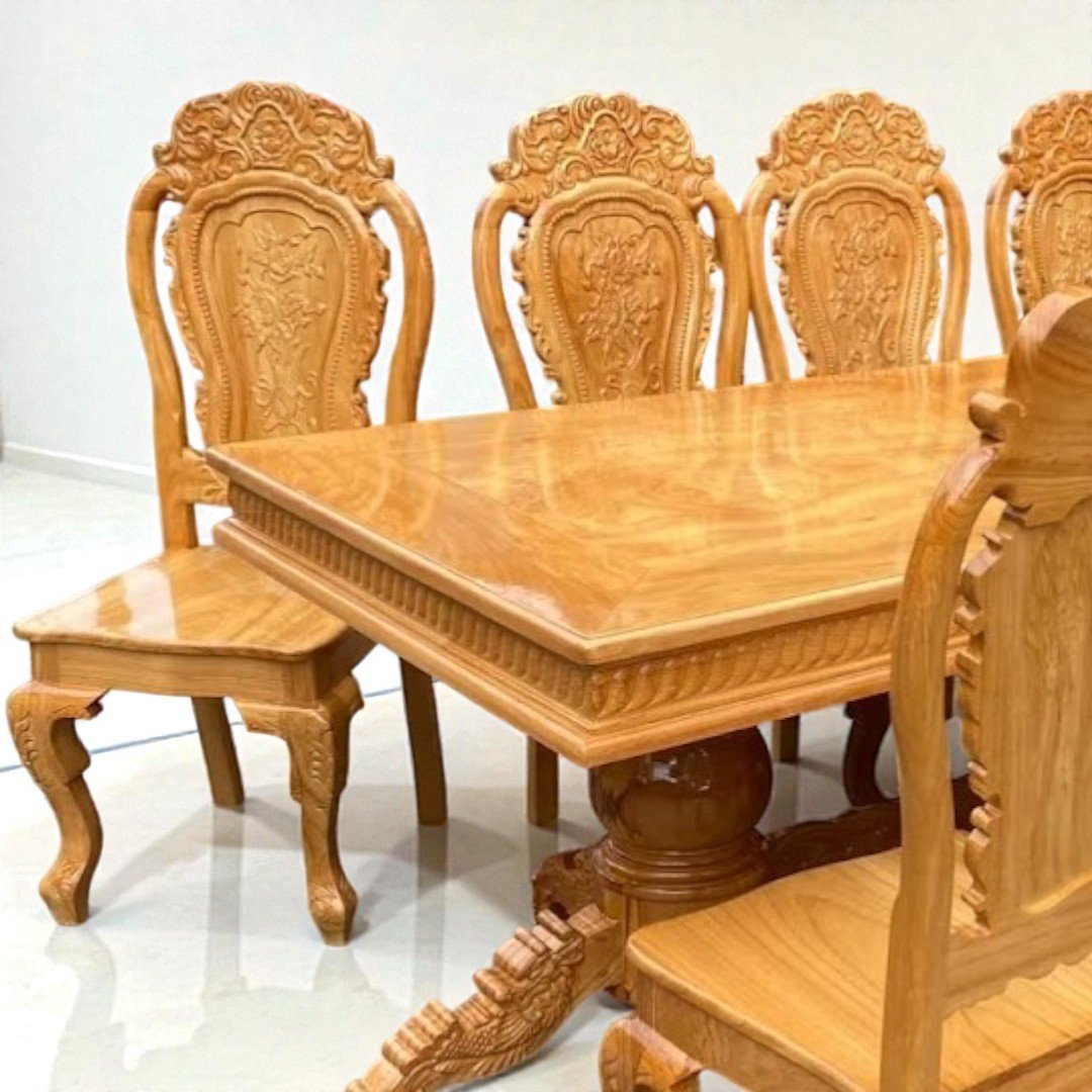 Chi tiết vân gỗ bộ bàn ăn 8 ghế gỗ gõ đỏ