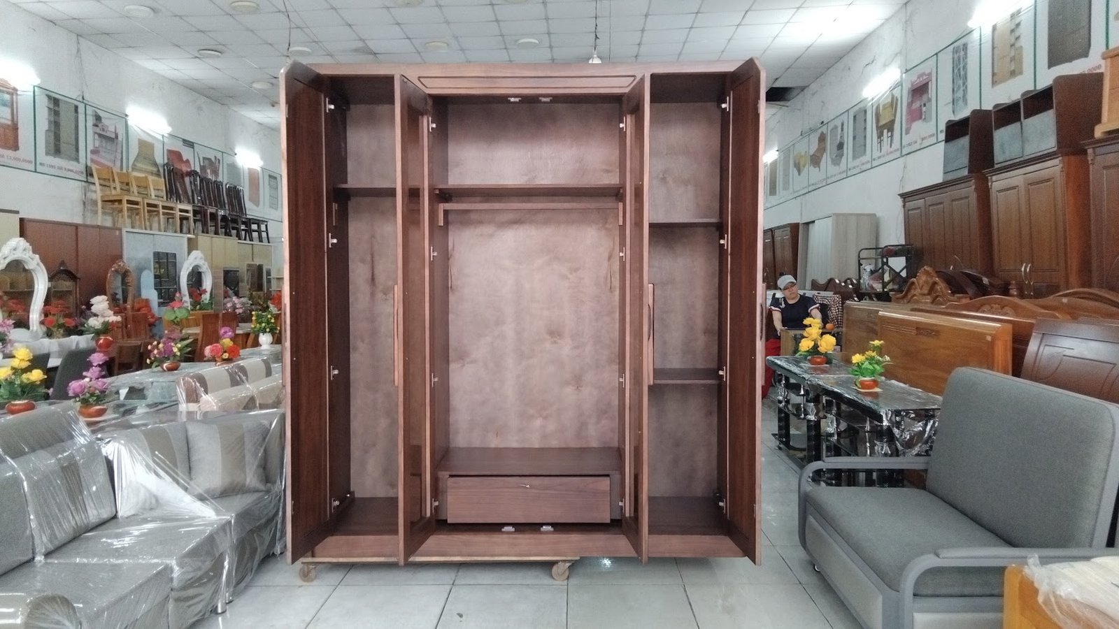 Tủ quần áo gỗ 2 cửa kính kích thước 2m x 2m1