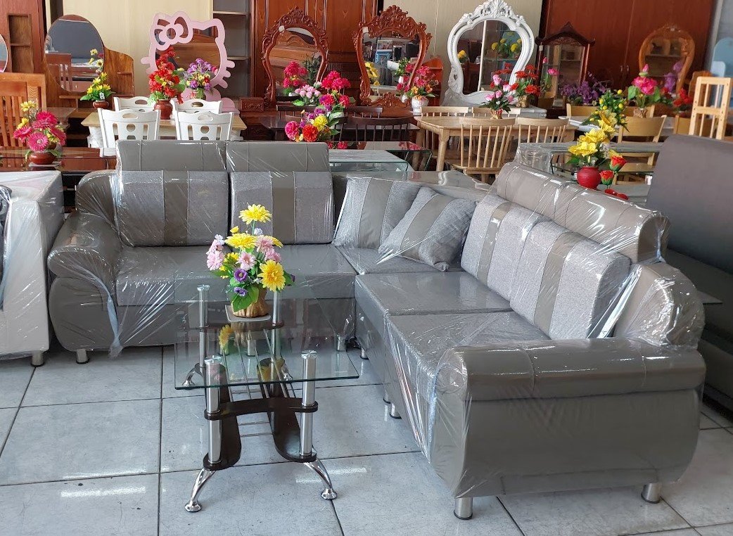 Salon nệm đẹp khung gỗ chắc chắn nệm êm ái