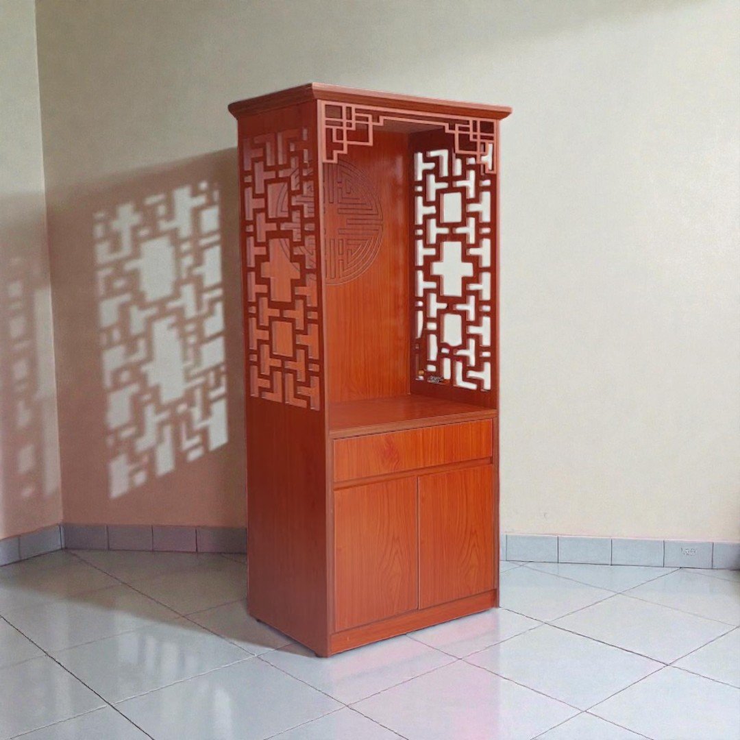 Bàn thờ đứng có vách ngăn gỗ MDF