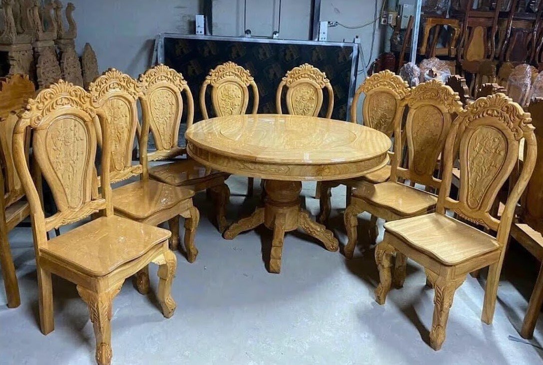 Bàn Ăn Gỗ Tự Nhiên