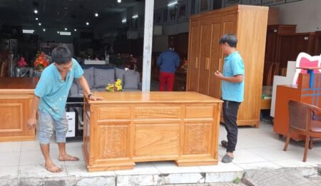 Bàn Làm Việc Giám Đốc Gỗ Tự Nhiên