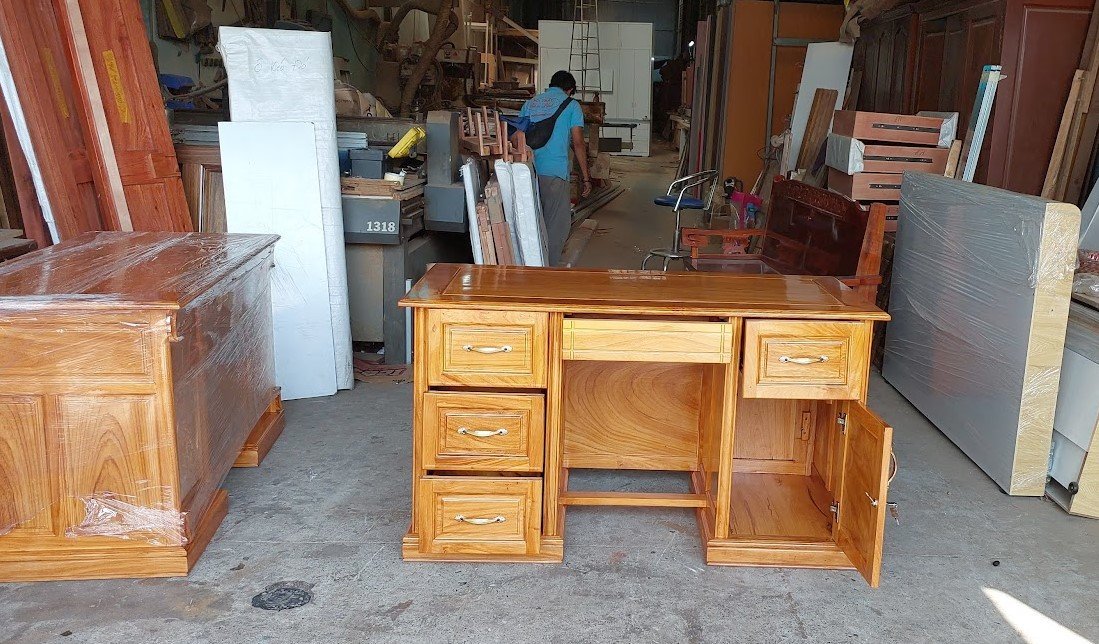 Bàn Làm Việc Giám Đốc Gỗ Tự Nhiên