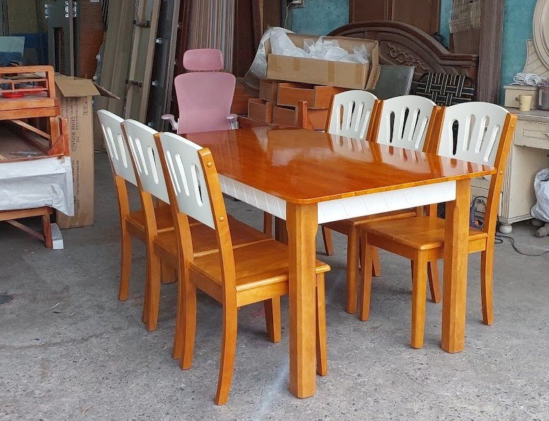 Bàn ăn gỗ tự nhiên