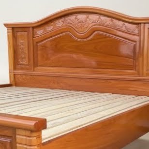 Cận cảnh vân gỗ giường gỗ gõ đỏ 1m8 đẹp