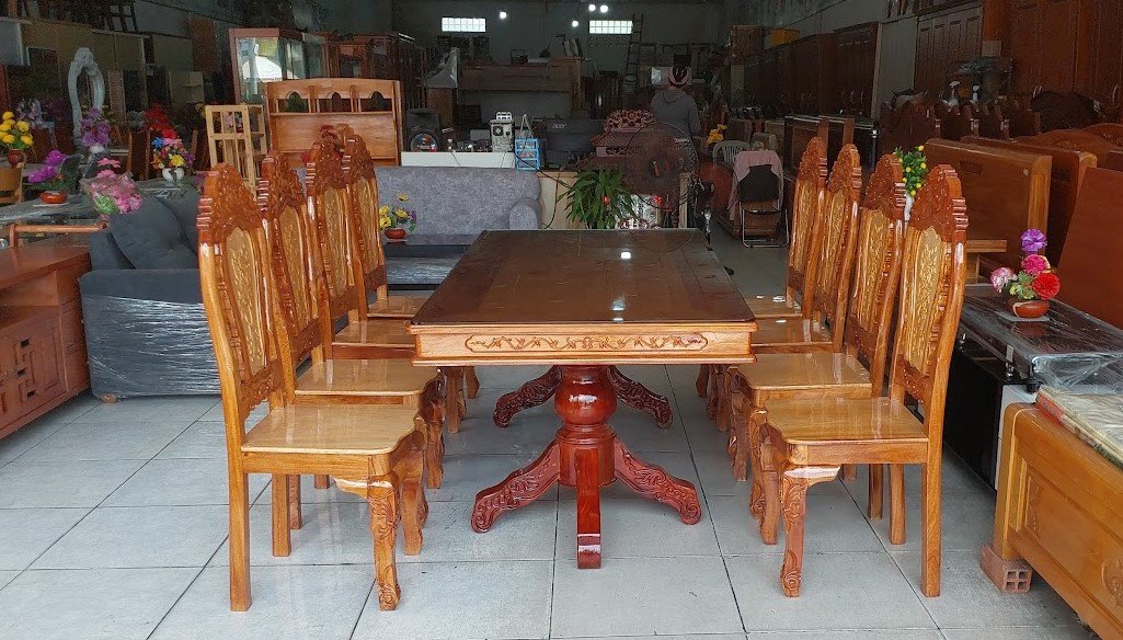 Mẫu Bàn Ăn Gỗ Hiện Đại
