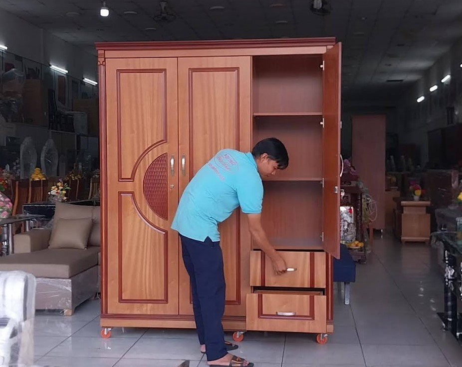 Mẫu tủ quần áo gỗ tự nhiên