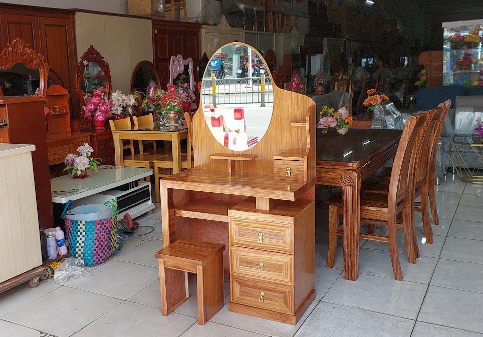 Mua Bàn Trang Điểm Gỗ Tự Nhiên