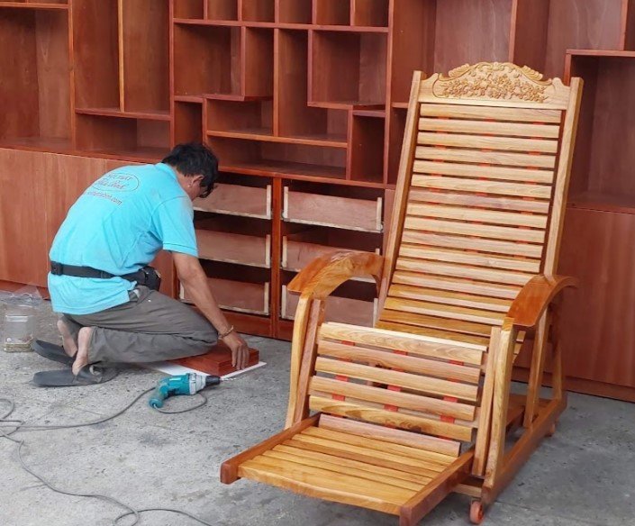 Ghế gỗ thư giãn tại xưởng mộc Thái Bình