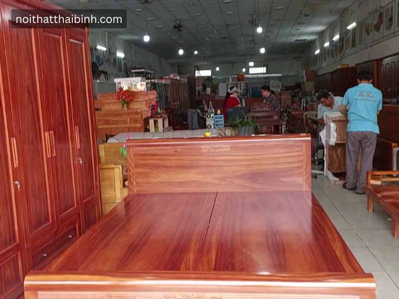 Giường ngủ gỗ tự nhiên vân cẩm Giường ngủ gỗ tự nhiên vân cẩm