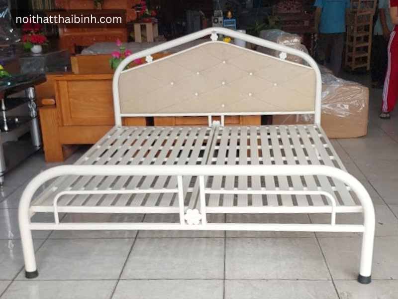 Giường sắt sơn tỉnh điện cao cấp Giường sắt sơn tỉnh điện cao cấp