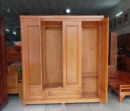 Tủ quần áo gỗ tự nhiên tại xưởng Thái Bình