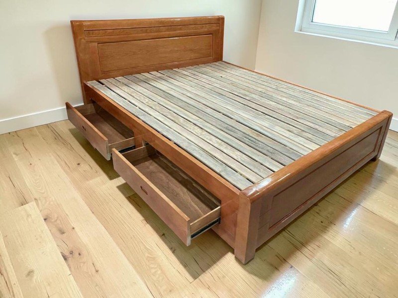 giường gỗ sồi nga 1m6 tại TPHCM