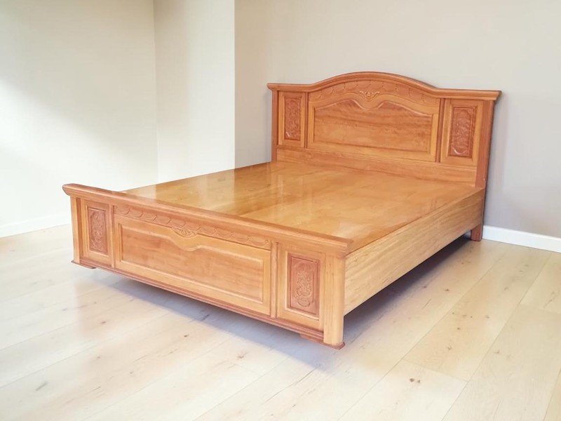 giường gỗ sồi nga 1m6 tại TPHCM