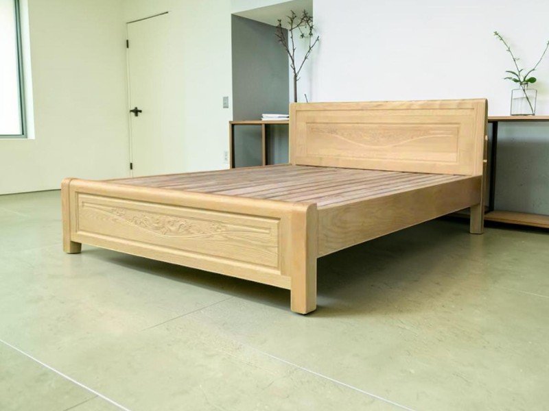 giường gỗ sồi nga 1m6 tại TPHCM