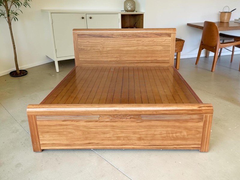 giường gỗ sồi nga 1m6 tại TPHCM