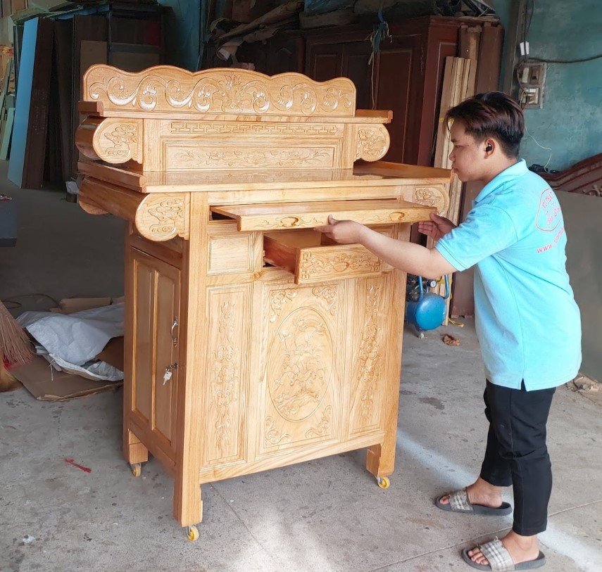 Bàn thờ gỗ gõ đỏ hiện đại MS 3233 Góc nhìn tổng thể bàn thờ gỗ gõ đỏ MS 3233
