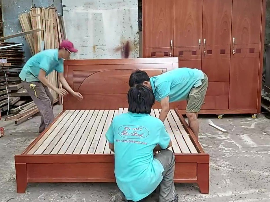 Giường ngủ gỗ gõ đỏ mẫu quạt MS 3097