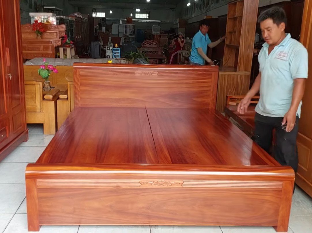 Giường gỗ kiểu dạt phản MS 3456 Chi tiết vân gỗ tự nhiên trên giường kiểu dạt phản