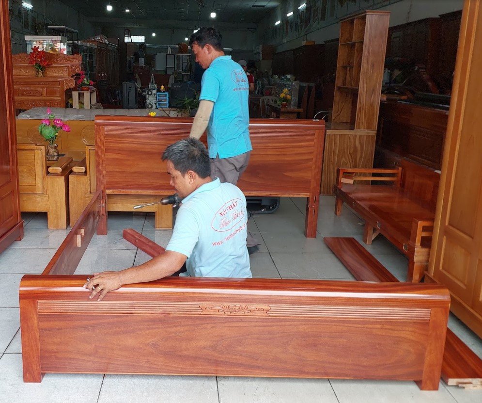 Giường gỗ kiểu dạt phản MS 3456 Giường gỗ kiểu dạt phản đặt trong không gian phòng ngủ