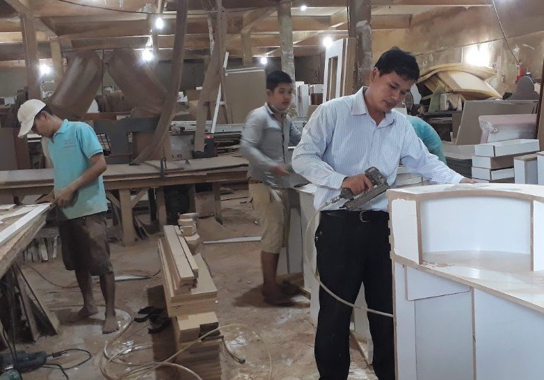 Vách ngăn phòng khách kết hợp kệ tivi MS 3019