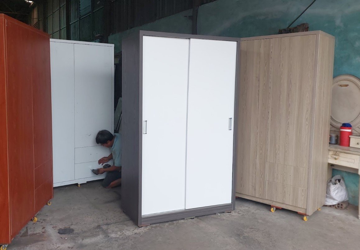 Nội thất phòng ngủ phối cùng tủ áo cửa lùa gỗ công nghiệp