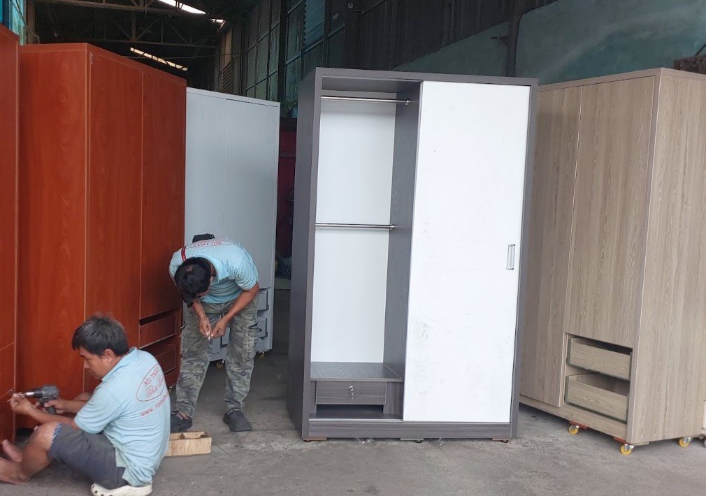 Tủ áo cửa lùa nhiều ngăn kéo bên trong cho phòng ngủ nhỏ