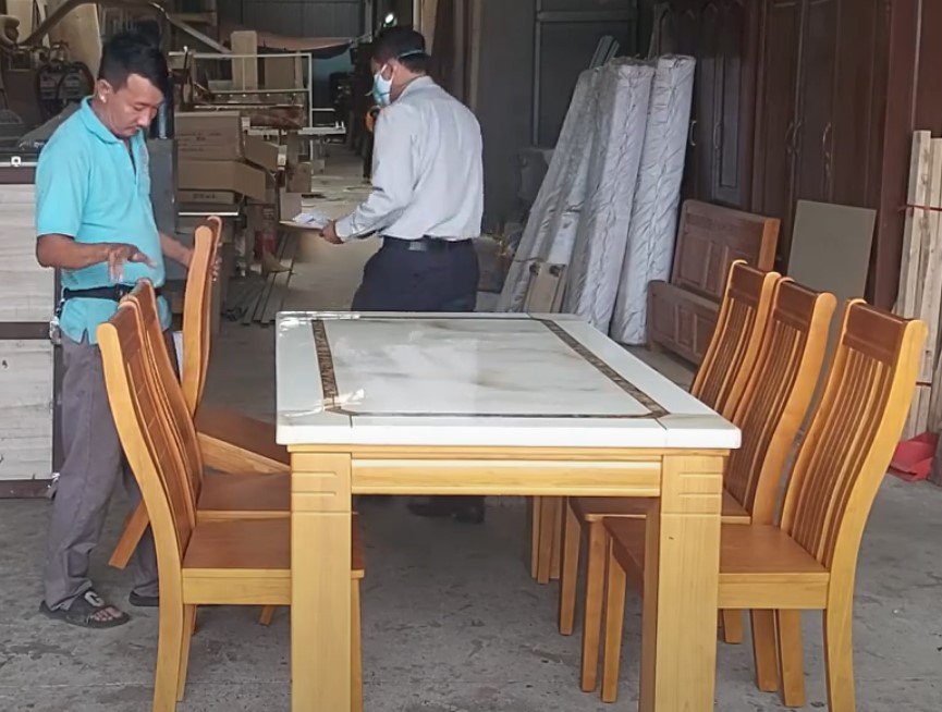 Bộ bàn ăn 8 ghế gỗ căm xe gõ đỏ MS 3469