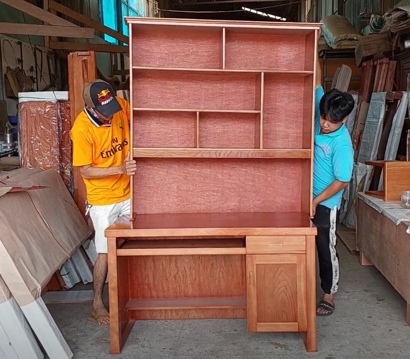 Bàn học liền kệ sách gỗ tự nhiên 2430