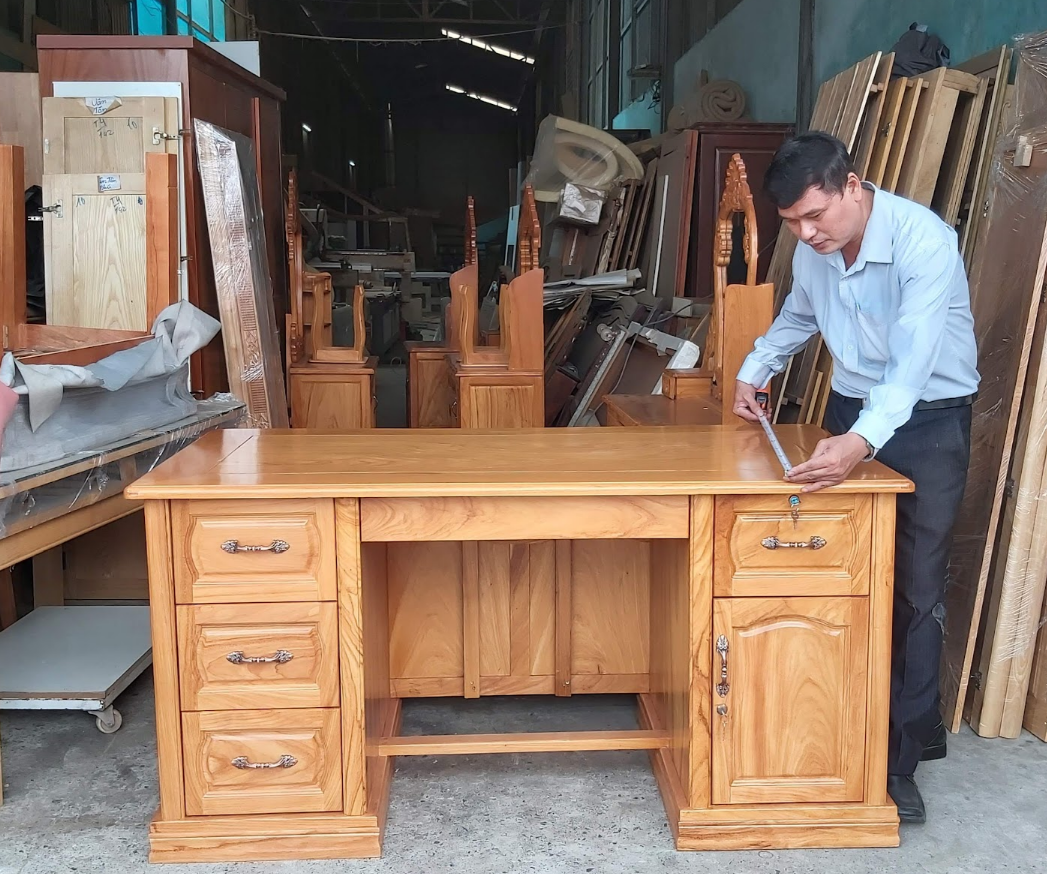 Bàn làm việc gỗ tự nhiên bền bỉ MS 3255