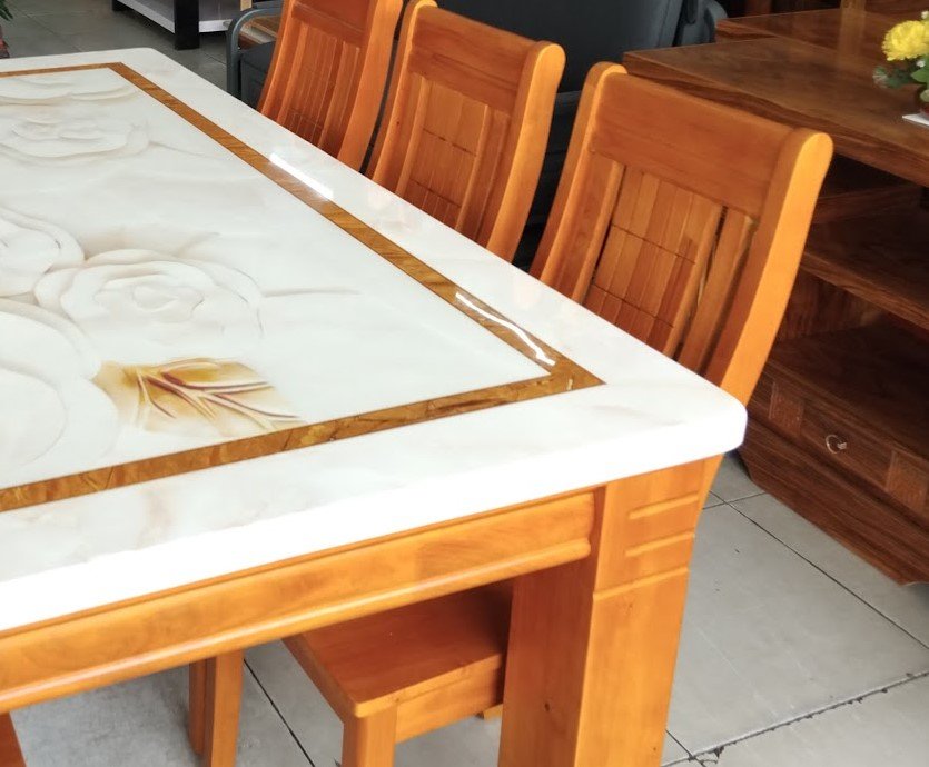 Chi tiết mặt đá của bàn ăn MS 2822