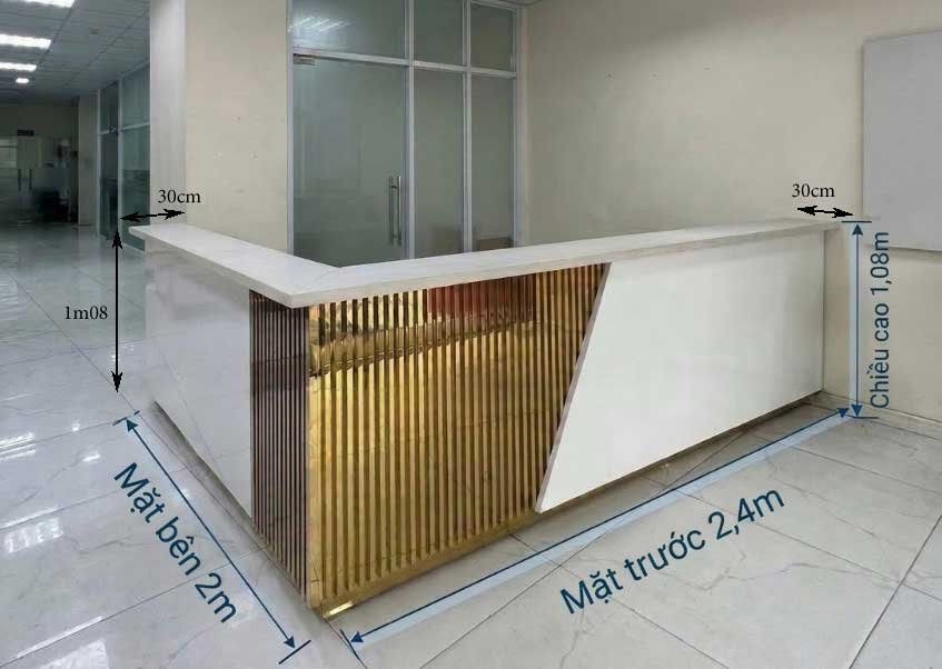 Chi tiết gỗ công nghiệp phủ melamin của quầy lễ tân